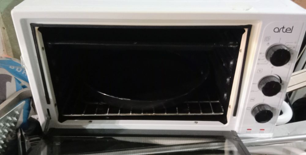 Продам электро духовку