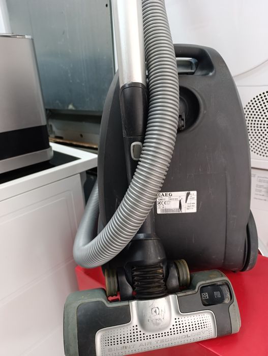 Прахосмукачка AEG Jetmaxx