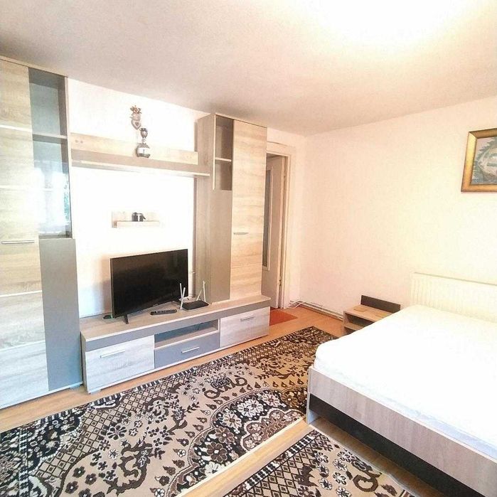 Garsoniera de inchiriat in Centrul Vechi Brasov — fotografia 3