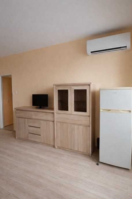 Двустаен апартамент под наем Полигона