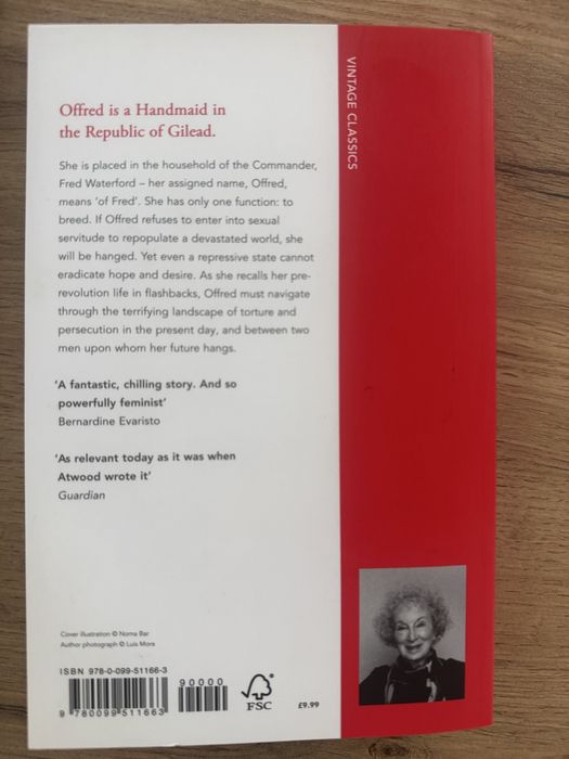 The Handmaid’s Tale – Margaret Atwood, noua