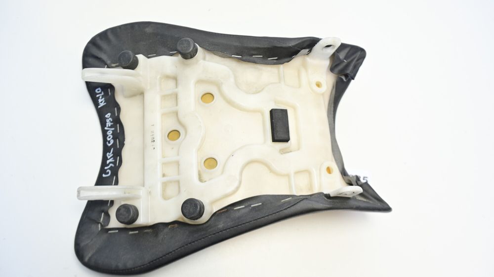 Scaun Fata Pilot Sa Sezut Suzuki GSXR600 / GSXR750 K8 - L0 2008 - 2010