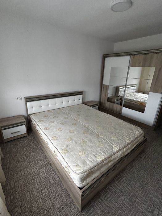 Vand apartament 3 camere