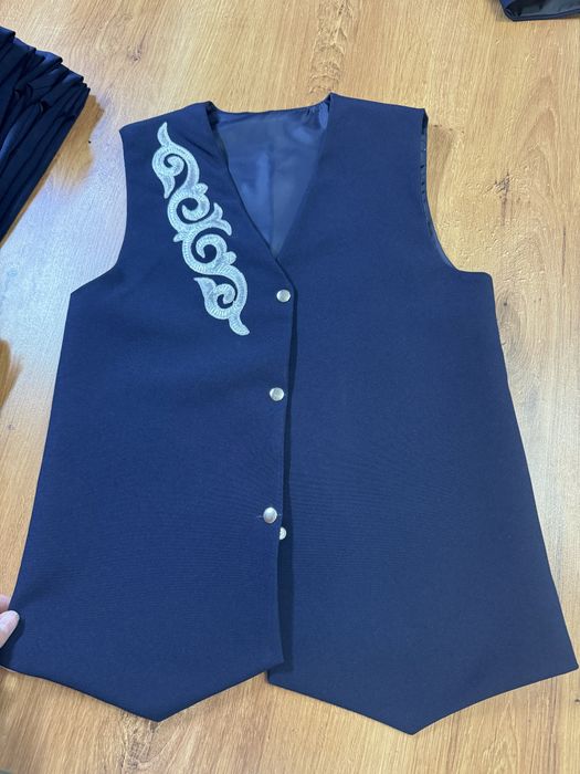 Национальные жилетки