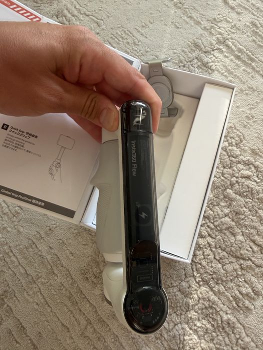 Stabilizator Gimbal Insta360 Flow ca nou