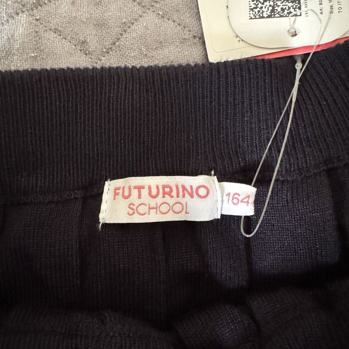 Продам школьную юбку