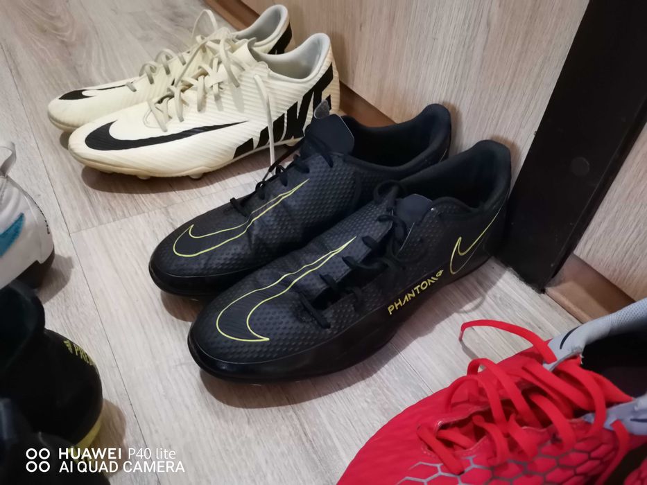 Бутонки Nike Adidas