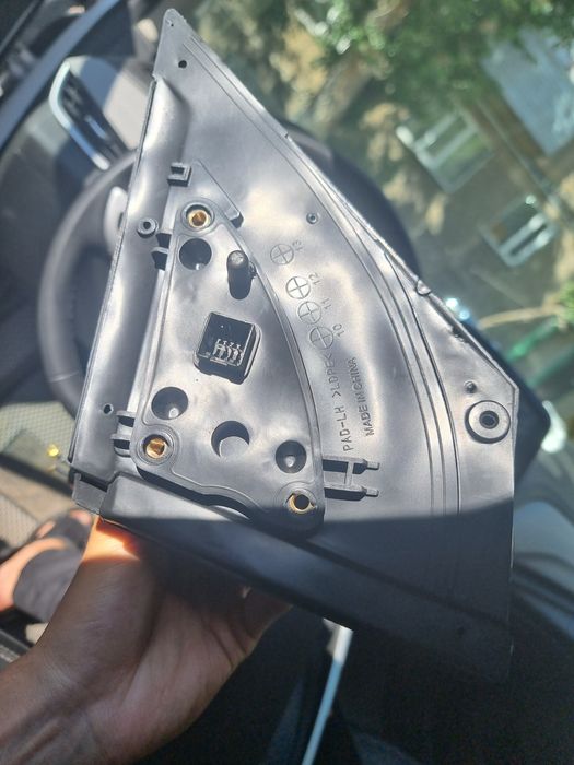 Hyundai accent левая зеркала