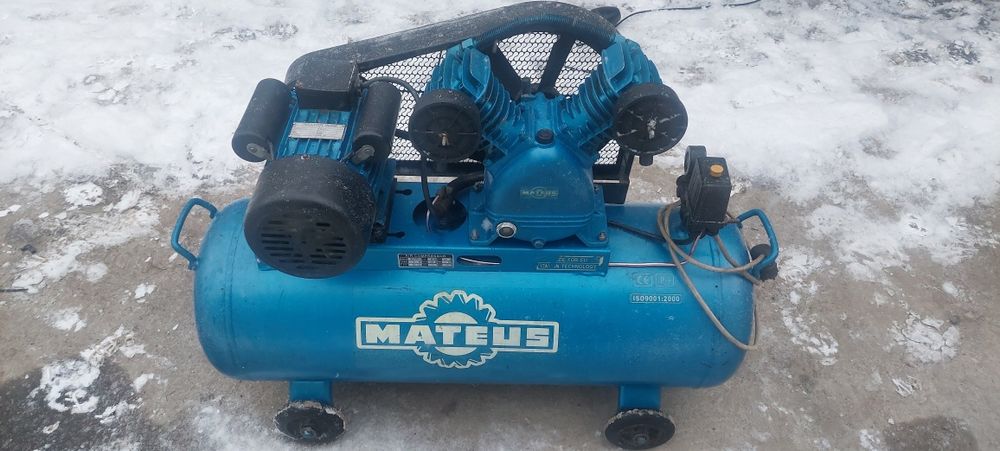 Компрессор 100 литр