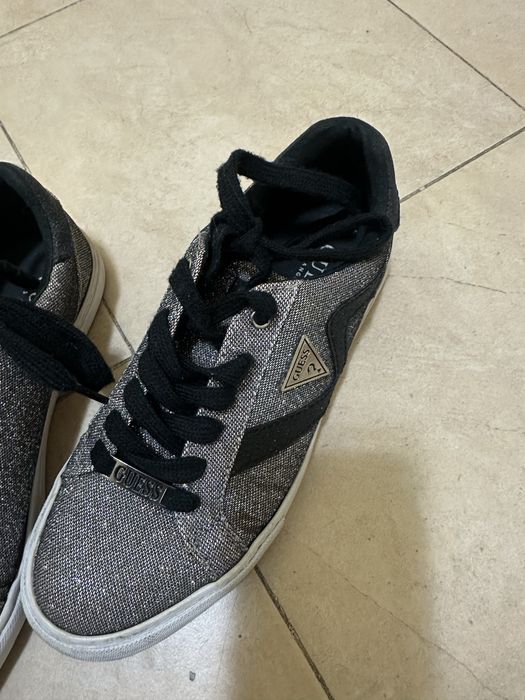 Guess - кецове (оригинални)