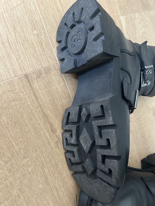 Дамска зимна бота