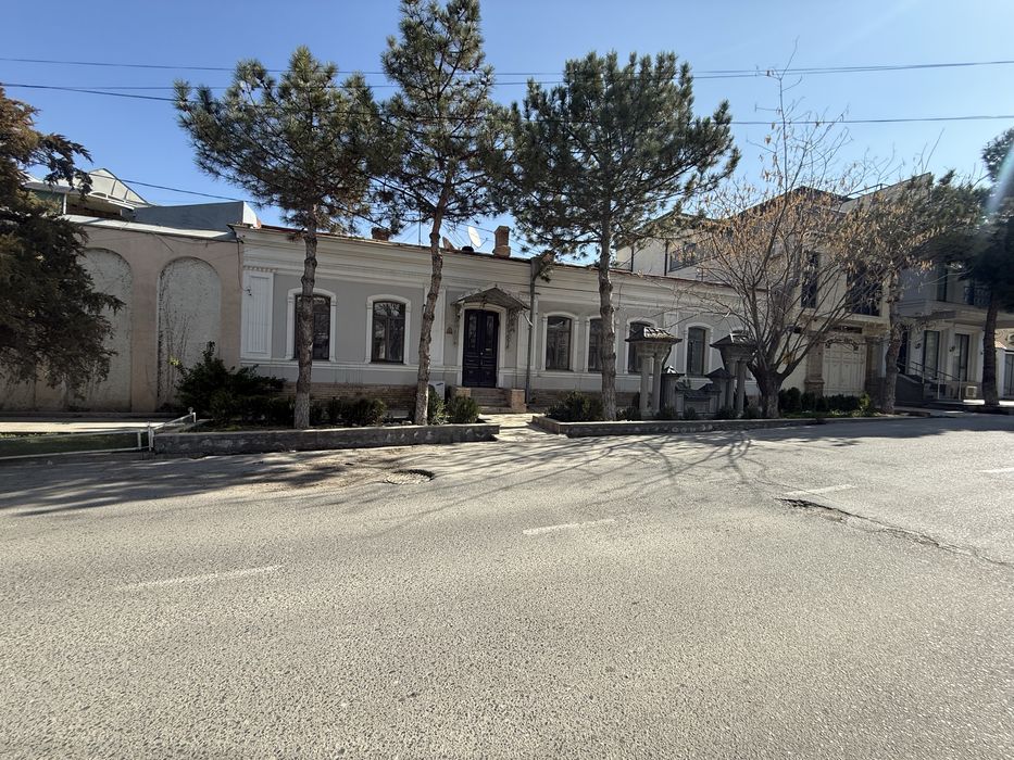 Дом под бизнес по ул.Исаева.