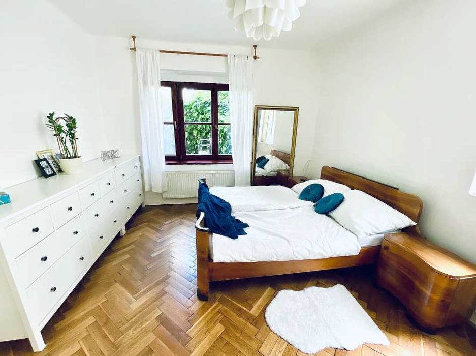 Дава се под наем Тристаен апартамент в Пловдив, Христо Смирненски - 95 кв.м за 350 € - Снимка #2