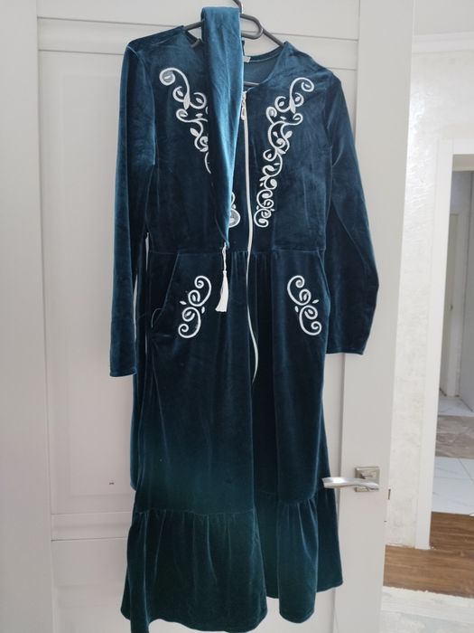 Халат новый с платком