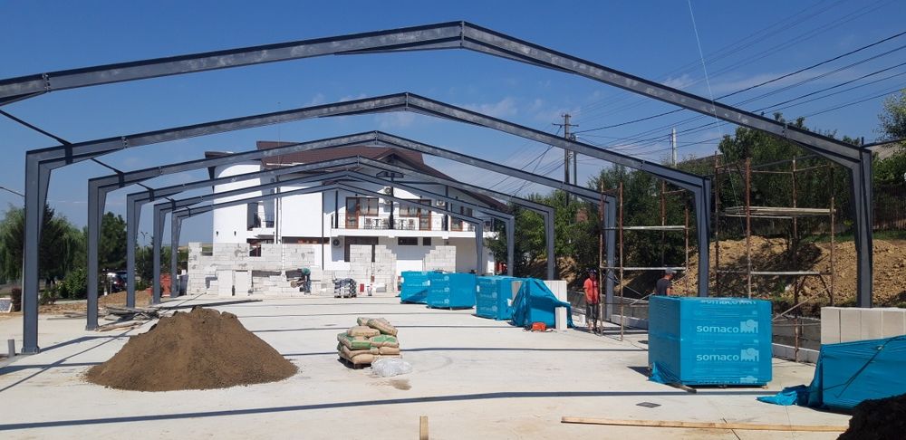 ferme metalice pentru hale cu deschidere a 12 m cu tot cu stâlpi
