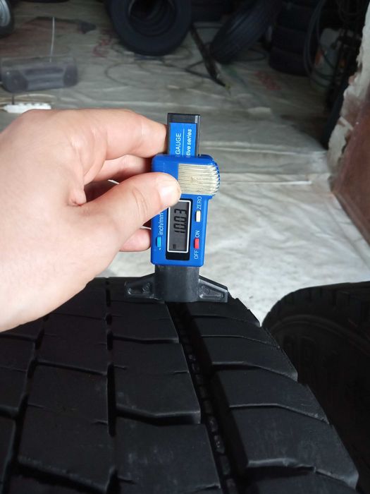 2 тежкотоварни гуми 215/75R17.5 Continental Regional LDR1+ 126/124M