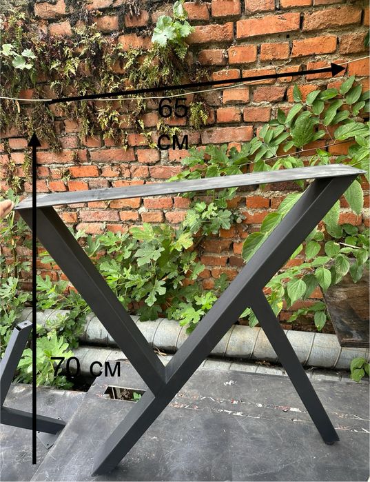 Метални крака за маса и пейки