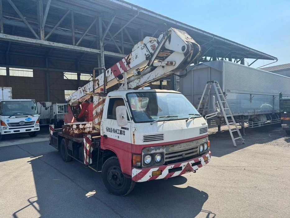 Автовышка установка сотилади