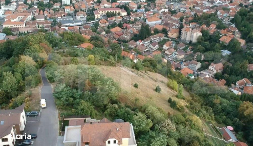 Teren Drumul Poienii Barsov, 913 mp in zona hotelului Belvedere