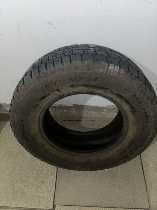 Продаю шины 4 комплекта.