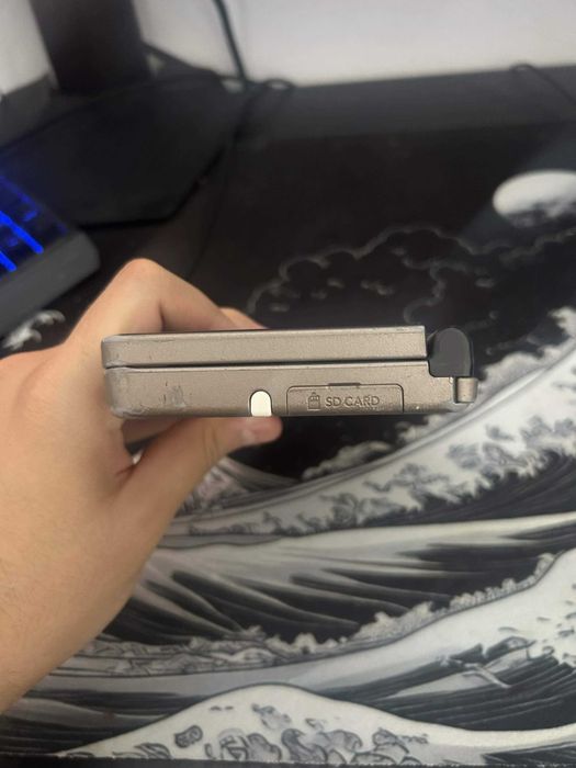 Nintendo DSi XL Bronz with charger and pen