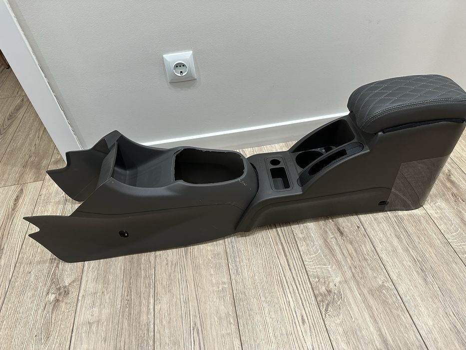 Подлокотник на шевроле кобальт