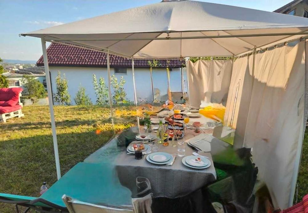 Vând pavilion grădină