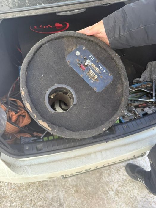 Сабвуфер активный