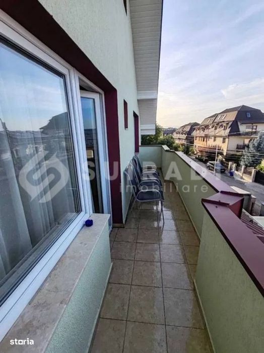 Apartament cu scara interioara, parcare- Europa