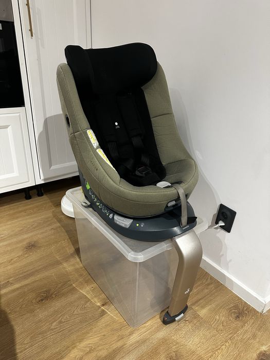 Scaun auto rotativ Swandoo Marie 3