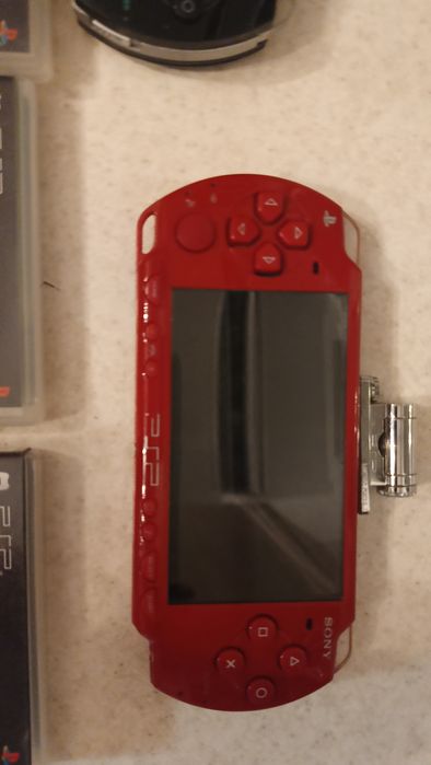 Продам 2 PSP в хорошем состоянии