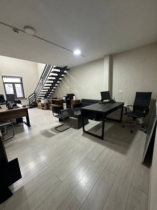 ДвухУровневый Дуплекс ЕвроОфис в АРЕНДУ.