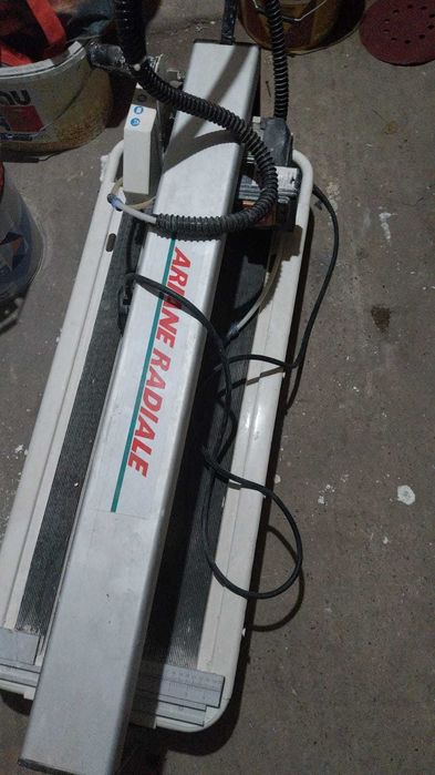 mssina de taiat gresi