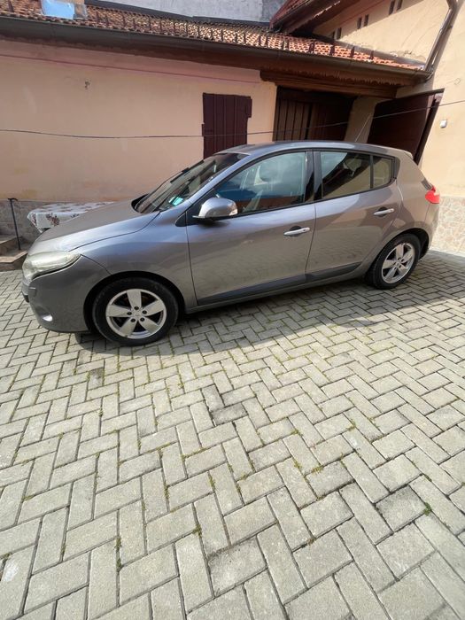 Vând Renault Megane 3 – 1.4 TCe, 2009