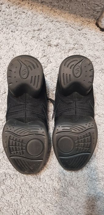 Pantofi dans copii marime 33-34