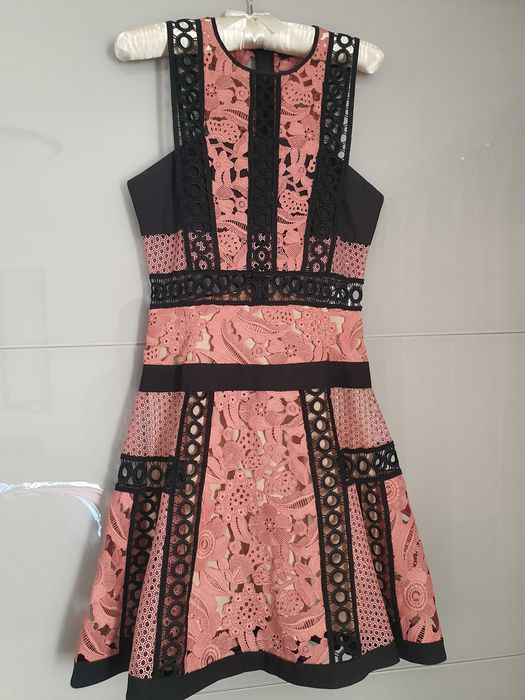 Rochie ocazie din dantelă, roz pudrat cu negru