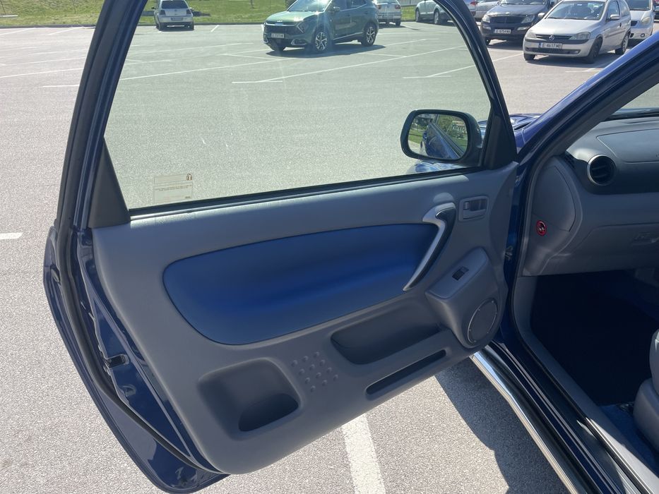 Салон за тойота рав 4/ rav 4