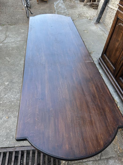 Масивна трапезна маса от ДЪБ