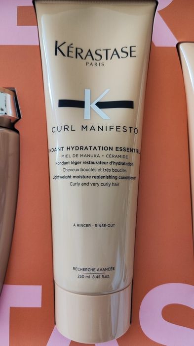 Хидратиращ комплект за чуплива коса Kerastase Curl Manifesto Set