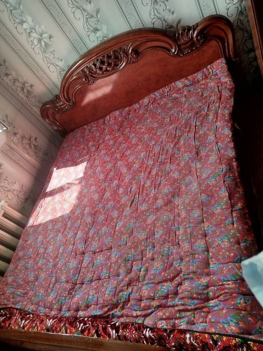Mebel i miyaxkiy divan