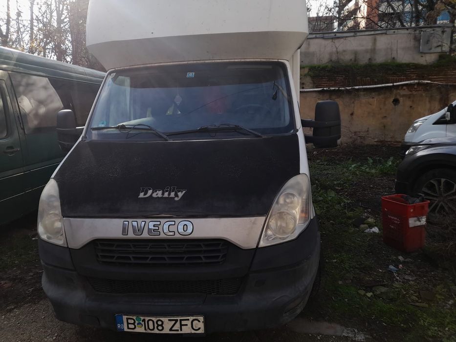 Vând IVECO DAILY 35 S 21 urgent!!