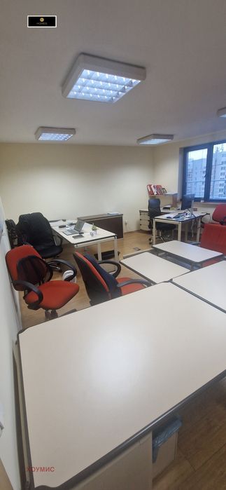 Дава се под наем Офис в София, Сухата река - 265 кв.м за 2000 € - Снимка #2