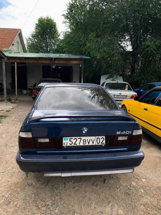 BMW 525I 1991 года продам