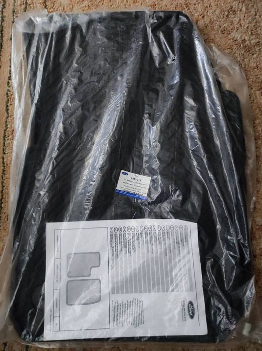 Гумени стелки Форд Куриер