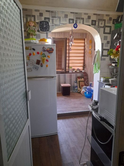 Срочно 3 хонали  квартира сотилади