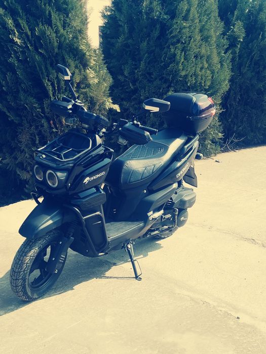 Tank pro model srochni sotiladi yangi 1 qul km6141