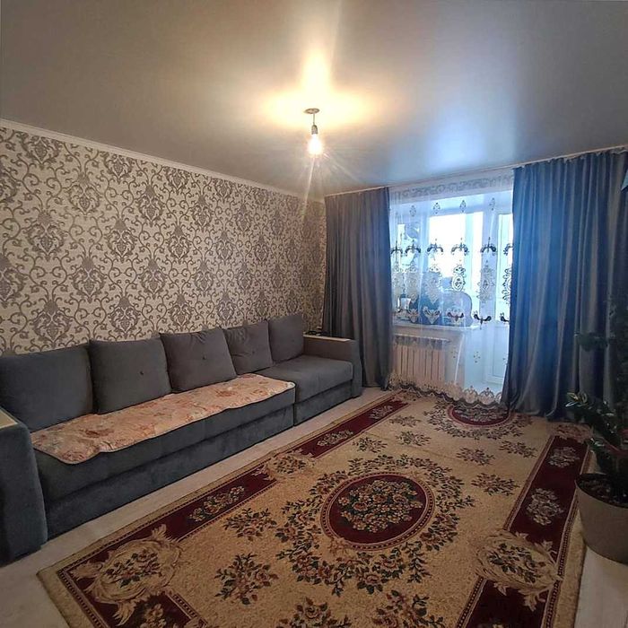 3х ком кв. год 1990, кирп. 2мкр