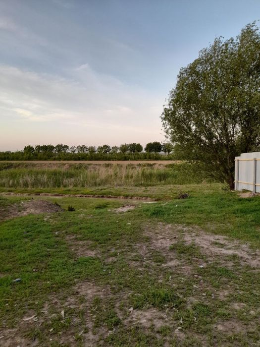 «Учаска сотилади.баликчилик хам килишга жой бор»…………………….