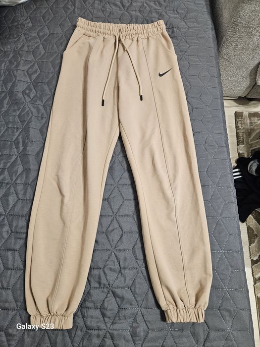 Дамски екип Nike