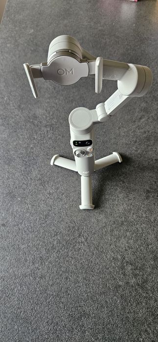 DJI Osmo Mobile 7 гимбъл